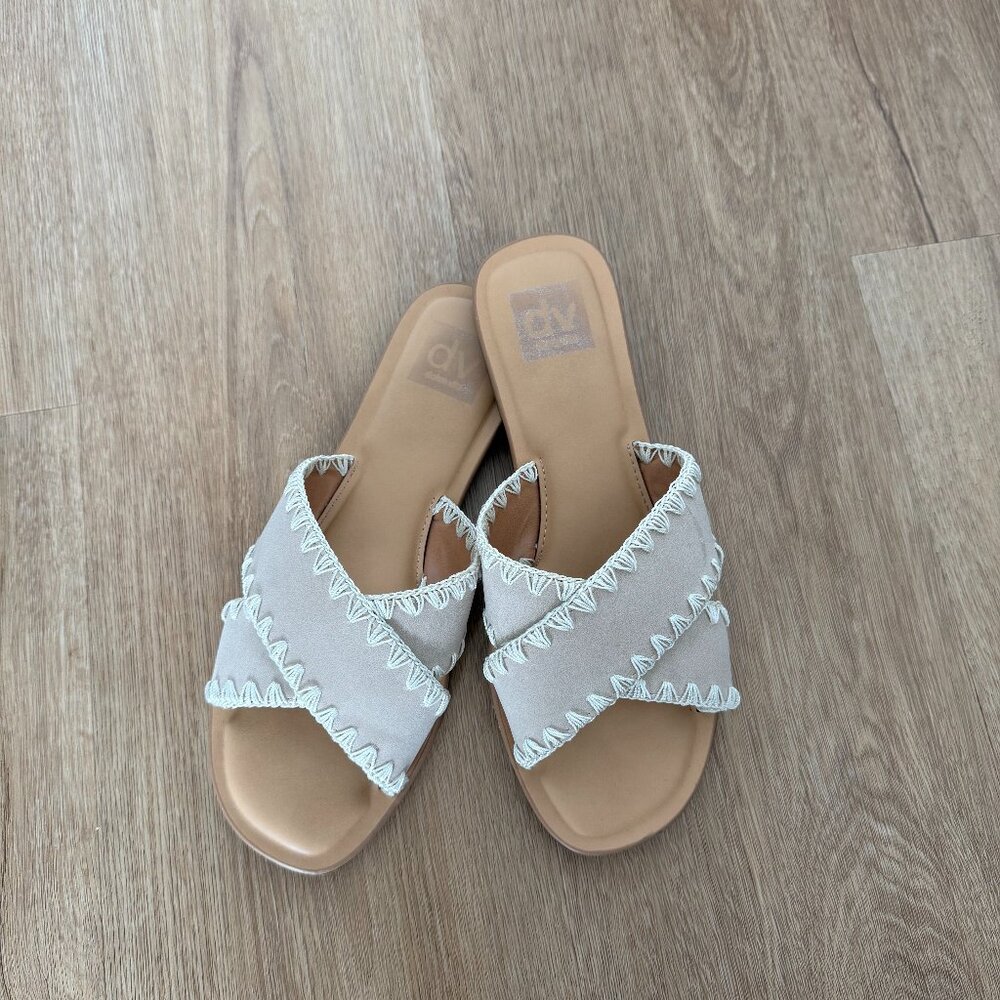 Dolce Vida Slide Sandals Size 8